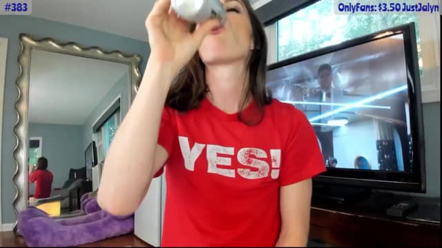 Gallery image thumbnail from Jalyn's myfreecams stream on, 08/21/2024, 01:27 image 10 of 20