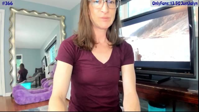 Gallery image thumbnail from Jalyn's myfreecams stream on, 08/23/2024, 24:05 image 6 of 20