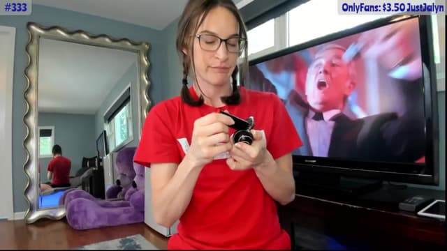 Gallery image thumbnail from Jalyn's myfreecams stream on, 08/24/2024, 21:45 image 18 of 20
