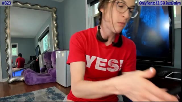 Gallery image thumbnail from Jalyn's myfreecams stream on, 08/24/2024, 22:00 image 14 of 20