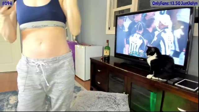 Gallery image thumbnail from Jalyn's myfreecams stream on, 09/07/2024, 24:34 image 18 of 20