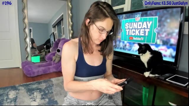 Gallery image thumbnail from Jalyn's myfreecams stream on, 09/07/2024, 24:34 image 8 of 20