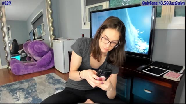 Gallery image thumbnail from Jalyn's myfreecams stream on, 09/26/2024, 24:01 image 10 of 20