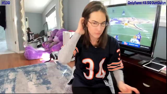Gallery image thumbnail from Jalyn's myfreecams stream on, 09/29/2024, 16:20 image 14 of 20