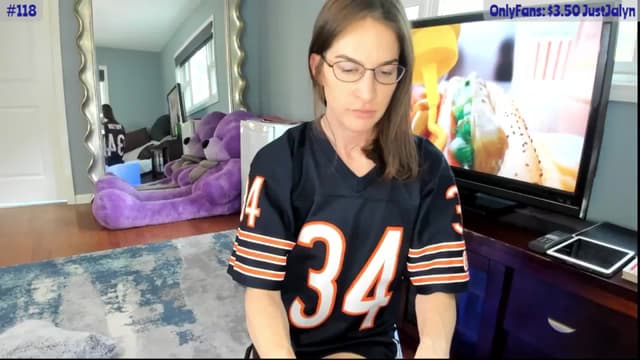 Gallery image thumbnail from Jalyn's myfreecams stream on, 09/29/2024, 21:08 image 6 of 20