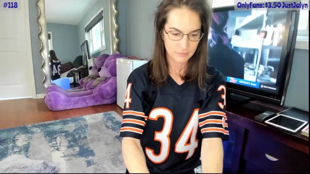 Gallery image thumbnail from Jalyn's myfreecams stream on, 09/29/2024, 21:08 image 4 of 20