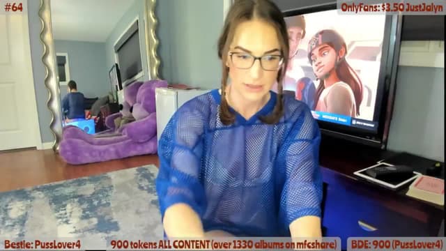 Gallery image thumbnail from Jalyn's myfreecams stream on, 10/08/2024, 01:18 image 12 of 20