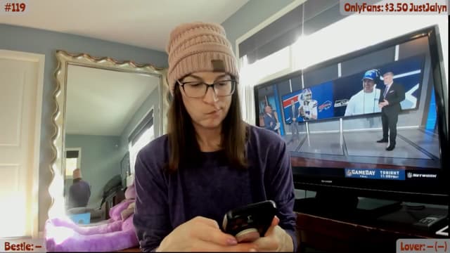 Gallery image thumbnail from Jalyn's myfreecams stream on, 10/27/2024, 15:34 image 8 of 20