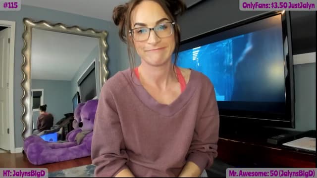 Gallery image thumbnail from Jalyn's myfreecams stream on, 11/07/2024, 02:45 image 9 of 20