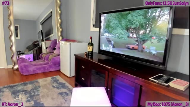 Gallery image thumbnail from Jalyn's myfreecams stream on, 11/13/2024, 02:59 image 2 of 20