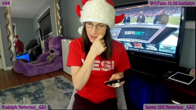 Gallery image thumbnail from Jalyn's myfreecams stream on, 12/03/2024, 01:58 image 9 of 20