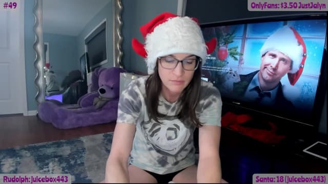 Gallery image thumbnail from Jalyn's myfreecams stream on, 12/06/2024, 24:21 image 16 of 20