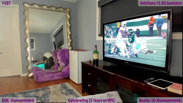 Gallery image thumbnail from Jalyn's myfreecams stream on, 01/05/2025, 23:55 image 3 of 20