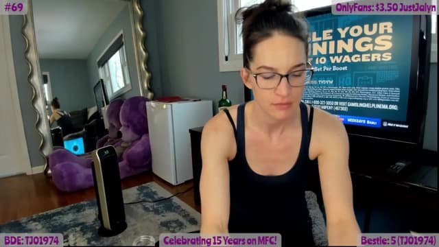 Gallery image thumbnail from Jalyn's myfreecams stream on, 01/12/2025, 18:13 image 3 of 20
