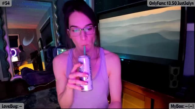 Gallery image thumbnail from Jalyn's myfreecams stream on, 02/28/2025, 24:56 image 14 of 20