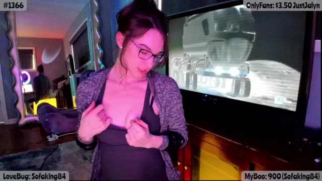 Gallery image thumbnail from Jalyn's myfreecams stream on, 03/03/2025, 24:58 image 6 of 20