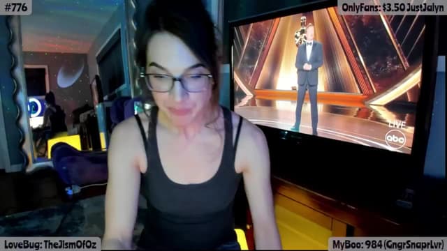 Gallery image thumbnail from Jalyn's myfreecams stream on, 03/03/2025, 24:58 image 16 of 20