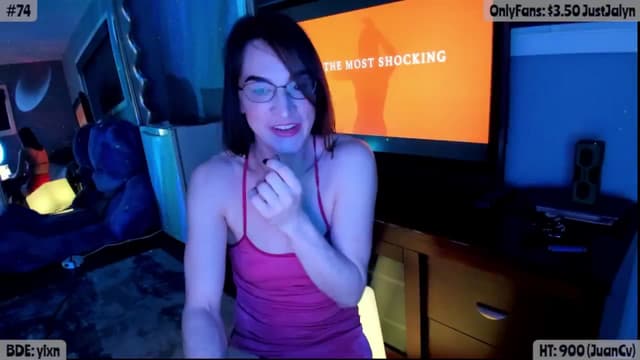 Gallery image thumbnail from Jalyn's myfreecams stream on, 03/13/2025, 24:01 image 16 of 20