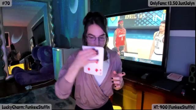 Gallery image thumbnail from Jalyn's myfreecams stream on, 03/19/2025, 24:44 image 7 of 20