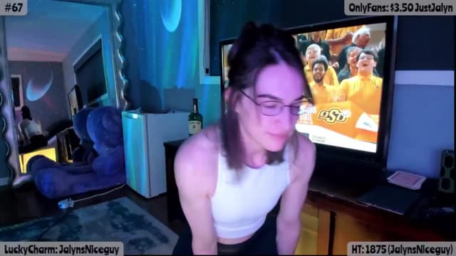 Gallery image thumbnail from Jalyn's myfreecams stream on, 03/19/2025, 01:27 image 10 of 20