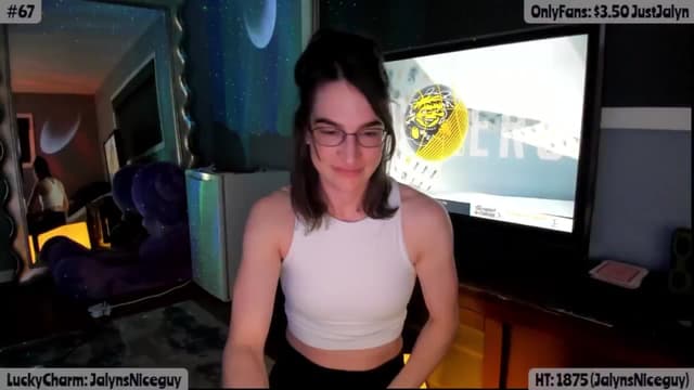 Gallery image thumbnail from Jalyn's myfreecams stream on, 03/19/2025, 01:27 image 14 of 20