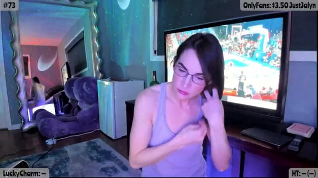 Gallery image thumbnail from Jalyn's myfreecams stream on, 03/20/2025, 02:15 image 1 of 20