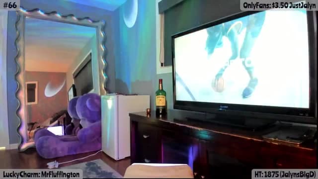 Gallery image thumbnail from Jalyn's myfreecams stream on, 03/20/2025, 02:15 image 20 of 20