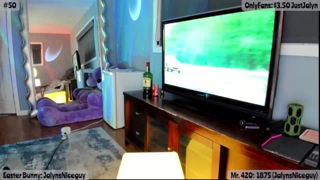 Gallery image thumbnail from Jalyn's myfreecams stream on, 04/22/2025, 01:41 image 13 of 20