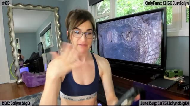 Gallery image thumbnail from Jalyn's myfreecams stream on, 06/26/2025, 24:02 image 12 of 20