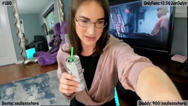 Gallery image thumbnail from Jalyn's myfreecams stream on, 07/15/2025, 24:03 image 12 of 20