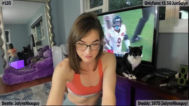 Gallery image thumbnail from Jalyn's myfreecams stream on, 08/23/2025, 02:12 image 5 of 20