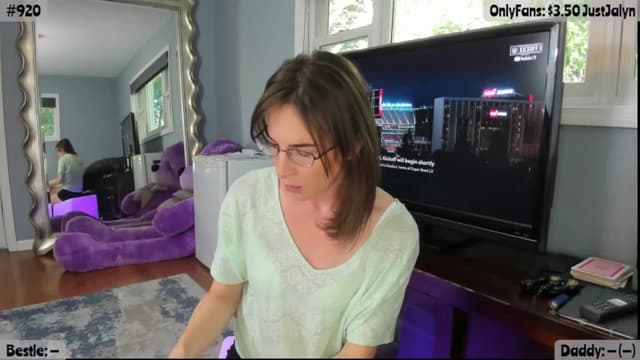Gallery image thumbnail from Jalyn's myfreecams stream on, 09/05/2025, 01:39 image 1 of 20