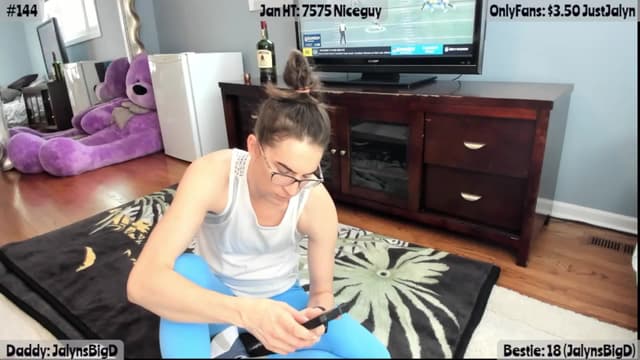 Gallery image thumbnail from Jalyn's myfreecams stream on, 01/25/2026, 16:31 image 2 of 20