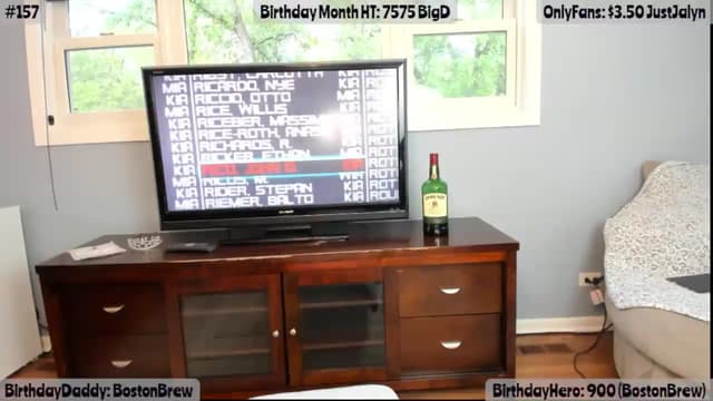 Gallery image thumbnail from Jalyn's myfreecams stream on, 05/15/2026, 01:19 image 7 of 20