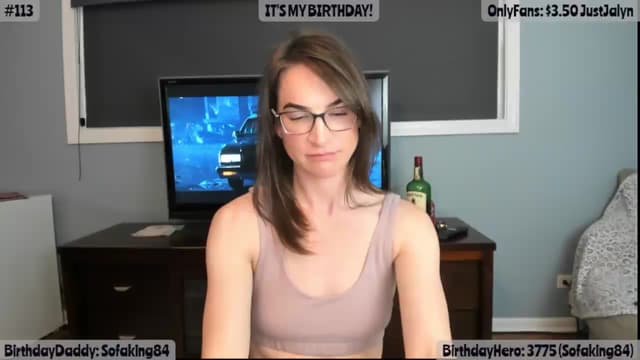 Gallery image thumbnail from Jalyn's myfreecams stream on, 05/19/2026, 24:35 image 19 of 20
