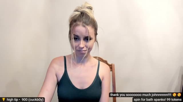 Gallery image thumbnail from Jayne's myfreecams stream on, 11/19/2022, 24:05 image 16 of 20