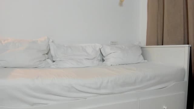 Gallery image thumbnail from Joyxs's myfreecams stream on, 05/13/2026, 21:18 image 15 of 20