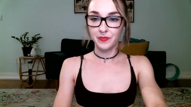 Gallery image thumbnail from K_O_A's myfreecams stream on, 11/28/2022, 07:45 image 14 of 20