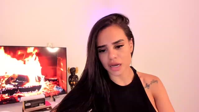 Gallery image thumbnail from Kas__'s myfreecams stream on, 01/13/2023, 17:39 image 11 of 20