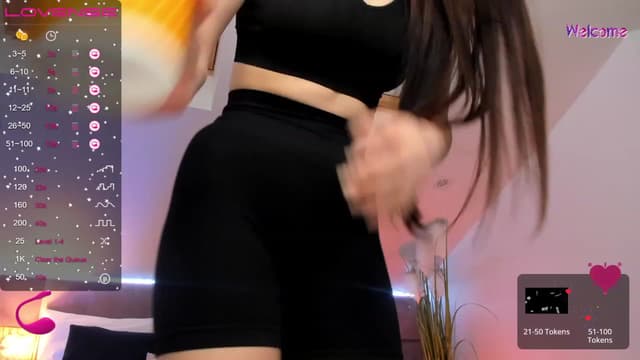 Gallery image thumbnail from KelSi's myfreecams stream on, 04/16/2023, 20:27 image 2 of 20