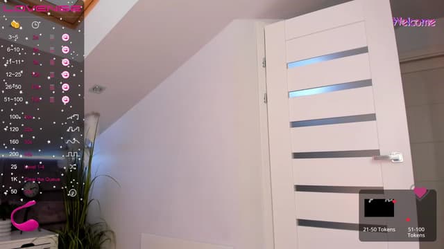 Gallery image thumbnail from KelSi's myfreecams stream on, 04/18/2023, 04:57 image 8 of 20