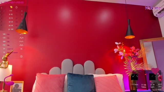 Gallery image thumbnail from KelSi's myfreecams stream on, 06/16/2023, 19:11 image 12 of 20