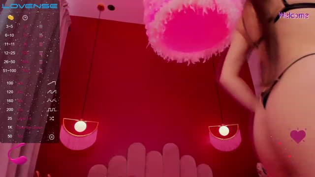 Gallery image thumbnail from KelSi's myfreecams stream on, 06/30/2023, 13:13 image 8 of 20