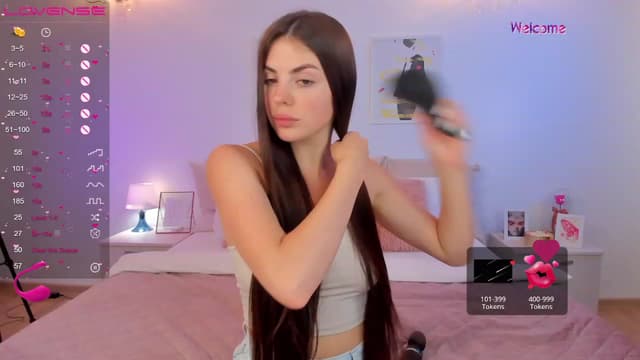 Gallery image thumbnail from KelSi's myfreecams stream on, 07/30/2023, 15:45 image 10 of 20