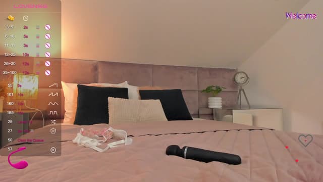 Gallery image thumbnail from KelSi's myfreecams stream on, 09/10/2023, 15:52 image 14 of 20