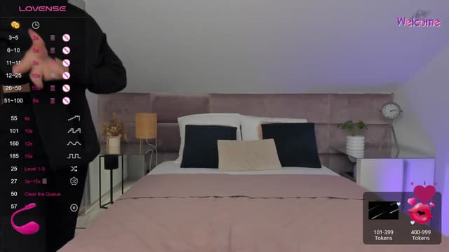 Gallery image thumbnail from KelSi's myfreecams stream on, 10/10/2023, 19:42 image 8 of 20