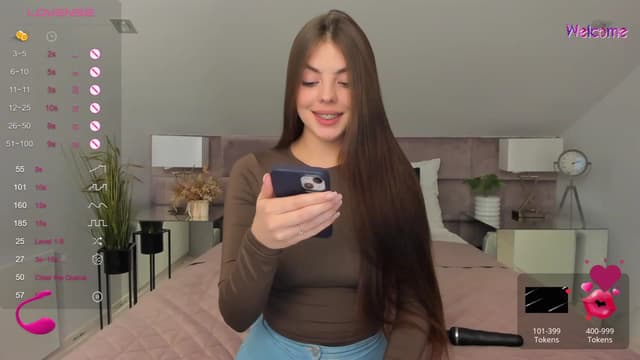 Gallery image thumbnail from KelSi's myfreecams stream on, 11/29/2023, 20:18 image 17 of 20