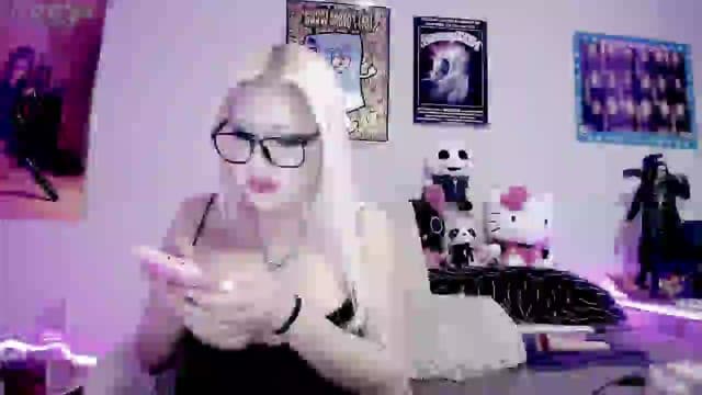 Gallery image thumbnail from Ketel's myfreecams stream on, 01/30/2025, 04:51 image 6 of 20