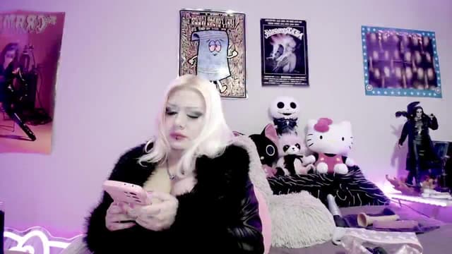 Gallery image thumbnail from Ketel's myfreecams stream on, 02/17/2025, 12:56 image 16 of 20