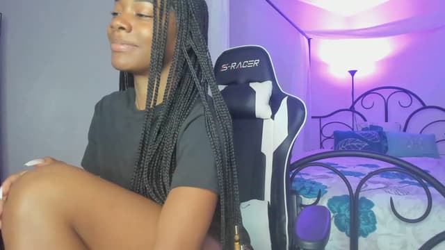 Gallery image thumbnail from Kiera's myfreecams stream on, 02/10/2023, 11:48 image 20 of 20